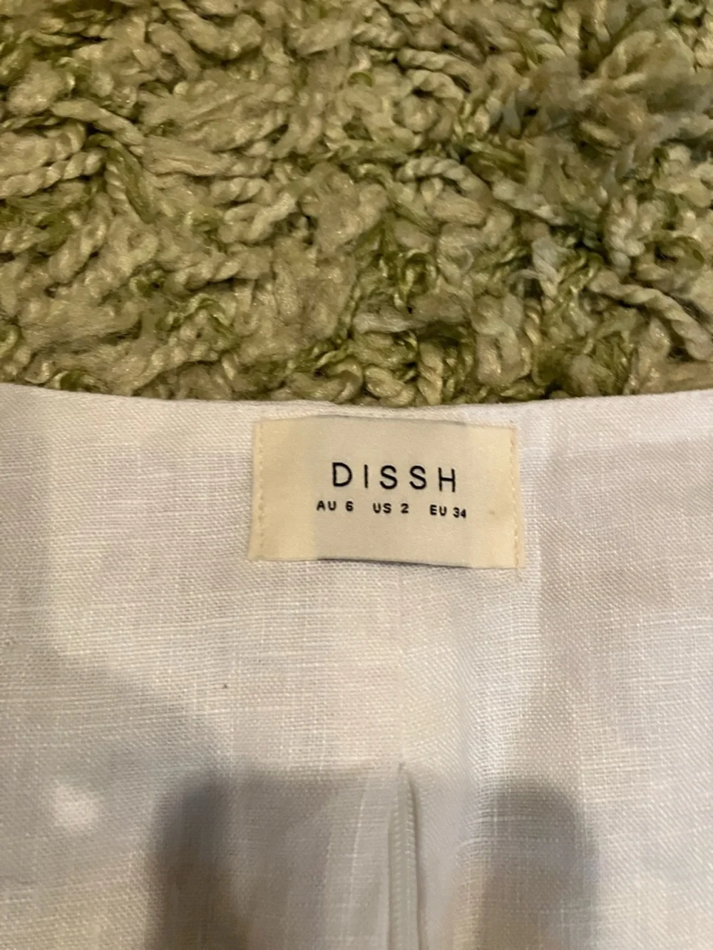 DISSH Aisle white linen puff sleeve crop top - Picture 2 of 8